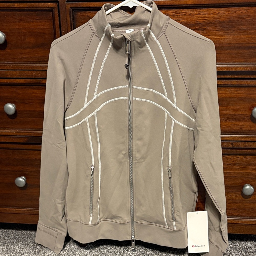 lululemon Define Track Jacket Luon